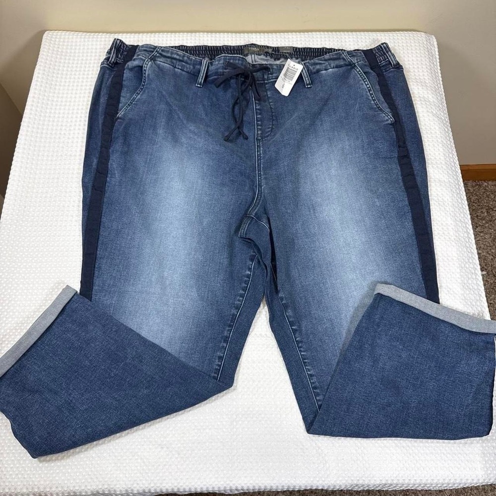 Torrid Boyfriend Jeans Womens 5X 28 Blue NWT Side Stripe Pull On‎ Denim Joggers